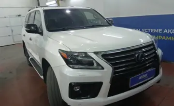 Lexus LX 2015 года за 30 000 000 тг. в Астана фото 3