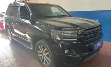 Toyota Land Cruiser 2017 года за 32 000 000 тг. в Астана фото 3