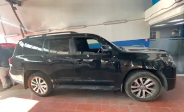 Toyota Land Cruiser 2017 года за 32 000 000 тг. в Астана фото 4