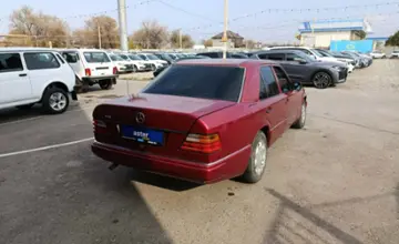 Mercedes-Benz W124 1990 года за 1 450 000 тг. в Тараз