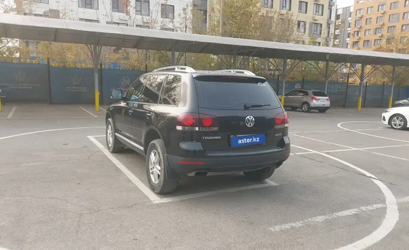 Volkswagen Touareg 2007 года за 5 000 000 тг. в Алматы фото 4