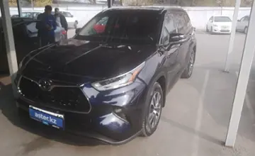 Toyota Highlander 2021 года за 19 000 000 тг. в Алматы фото 1
