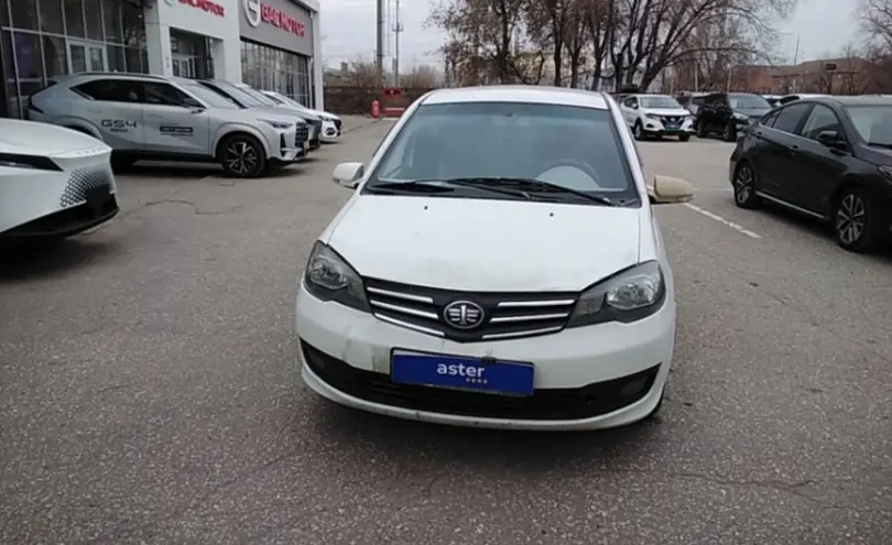 FAW V5 2014 года за 2 000 000 тг. в Актобе фото 2
