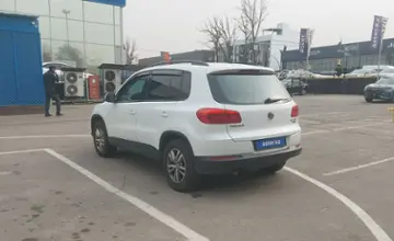 Volkswagen Tiguan 2015 года за 8 000 000 тг. в Алматы фото 4