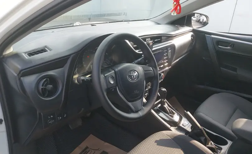 Toyota Corolla 2017 года за 7 500 000 тг. в Шымкент фото 5