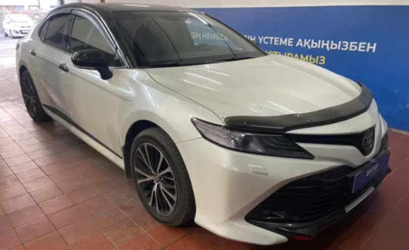 Toyota Camry 2020 года за 15 000 000 тг. в Астана фото 3
