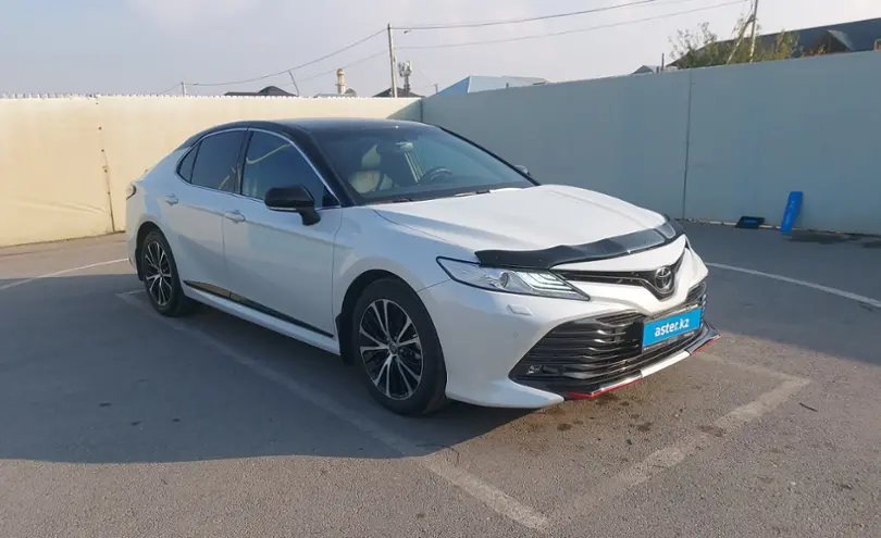 Toyota Camry 2020 года за 15 000 000 тг. в Шымкент фото 2