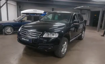 Volkswagen Touareg 2005 года за 4 600 000 тг. в Астана фото 1