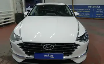 Hyundai Sonata 2023 года за 12 500 000 тг. в Астана фото 2