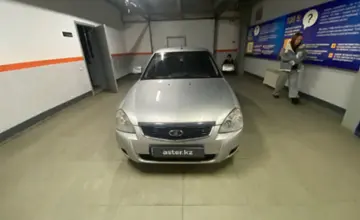 LADA (ВАЗ) Priora 2014 года за 2 600 000 тг. в Уральск фото 2