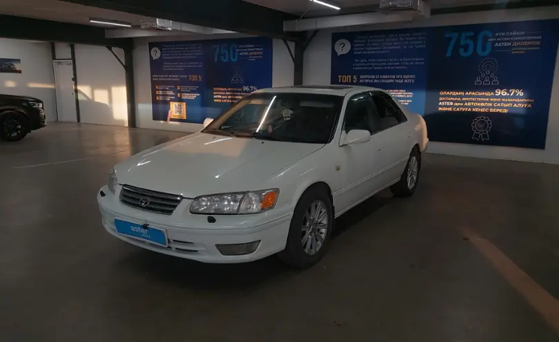 Toyota Camry 2000 года за 4 000 000 тг. в Астана