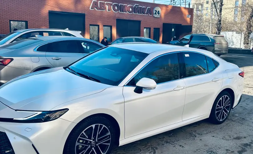 Toyota Camry 2024 года за 21 000 000 тг. в Павлодар