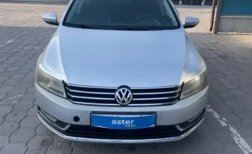 Volkswagen Passat 2011 года за 3 500 000 тг. в Караганда фото 2
