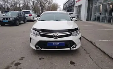 Toyota Camry 2017 года за 11 500 000 тг. в Актобе фото 2