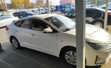 Hyundai Elantra 2019 года за 7 900 000 тг. в Алматы фото 4