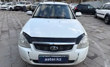 LADA (ВАЗ) Priora 2015 года за 2 500 000 тг. в Уральск фото 2