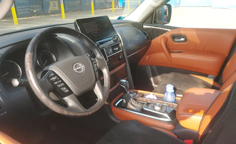 Nissan Patrol 2023 года за 39 500 000 тг. в Алматы фото 5