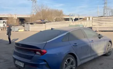 Kia K5 2020 года за 10 000 000 тг. в Астана