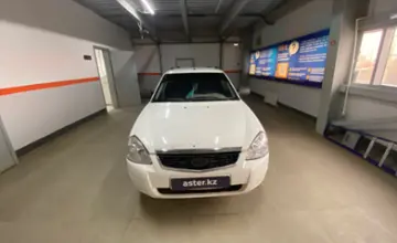 LADA (ВАЗ) Priora 2014 года за 2 500 000 тг. в Уральск фото 2