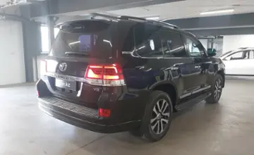 Toyota Land Cruiser 2018 года за 35 000 000 тг. в Астана фото 3