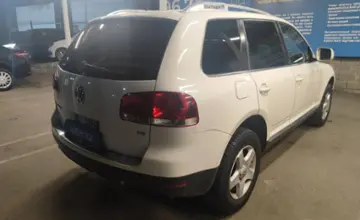 Volkswagen Touareg 2006 года за 7 000 000 тг. в Алматы