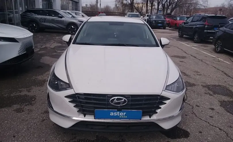 Hyundai Sonata 2022 года за 12 000 000 тг. в Актобе фото 2