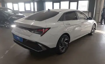 Hyundai Elantra 2023 года за 8 700 000 тг. в Астана фото 3