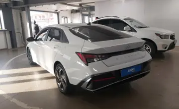 Hyundai Elantra 2023 года за 8 700 000 тг. в Астана фото 4