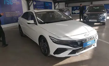 Hyundai Elantra 2023 года за 8 700 000 тг. в Астана фото 2