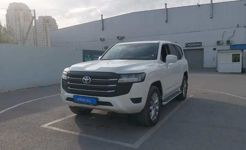 Toyota Land Cruiser 2021 года за 37 000 000 тг. в Шымкент
