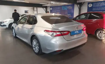 Toyota Camry 2018 года за 12 800 000 тг. в Астана фото 4
