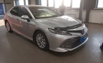 Toyota Camry 2018 года за 12 800 000 тг. в Астана фото 2