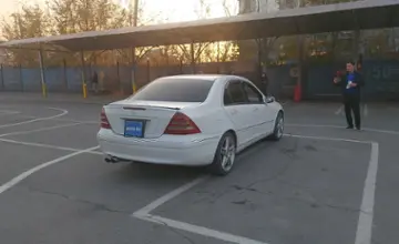 Mercedes-Benz C-Класс 2000 года за 2 500 000 тг. в Алматы фото 3