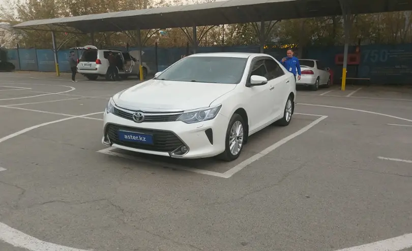 Toyota Camry 2015 года за 11 000 000 тг. в Алматы