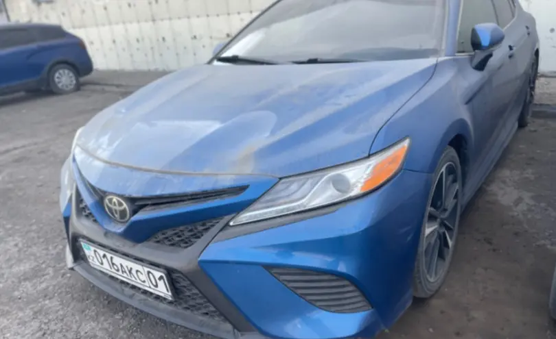 Toyota Camry 2020 года за 10 000 000 тг. в Астана