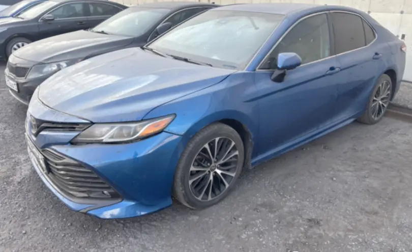 Toyota Camry 2020 года за 8 000 000 тг. в Астана