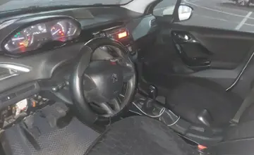 Peugeot 2008 2016 года за 2 700 000 тг. в Алматы фото 5