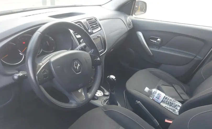 Renault Sandero 2015 года за 5 000 000 тг. в Алматы фото 5