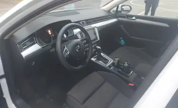 Volkswagen Passat 2017 года за 10 000 000 тг. в Алматы фото 5