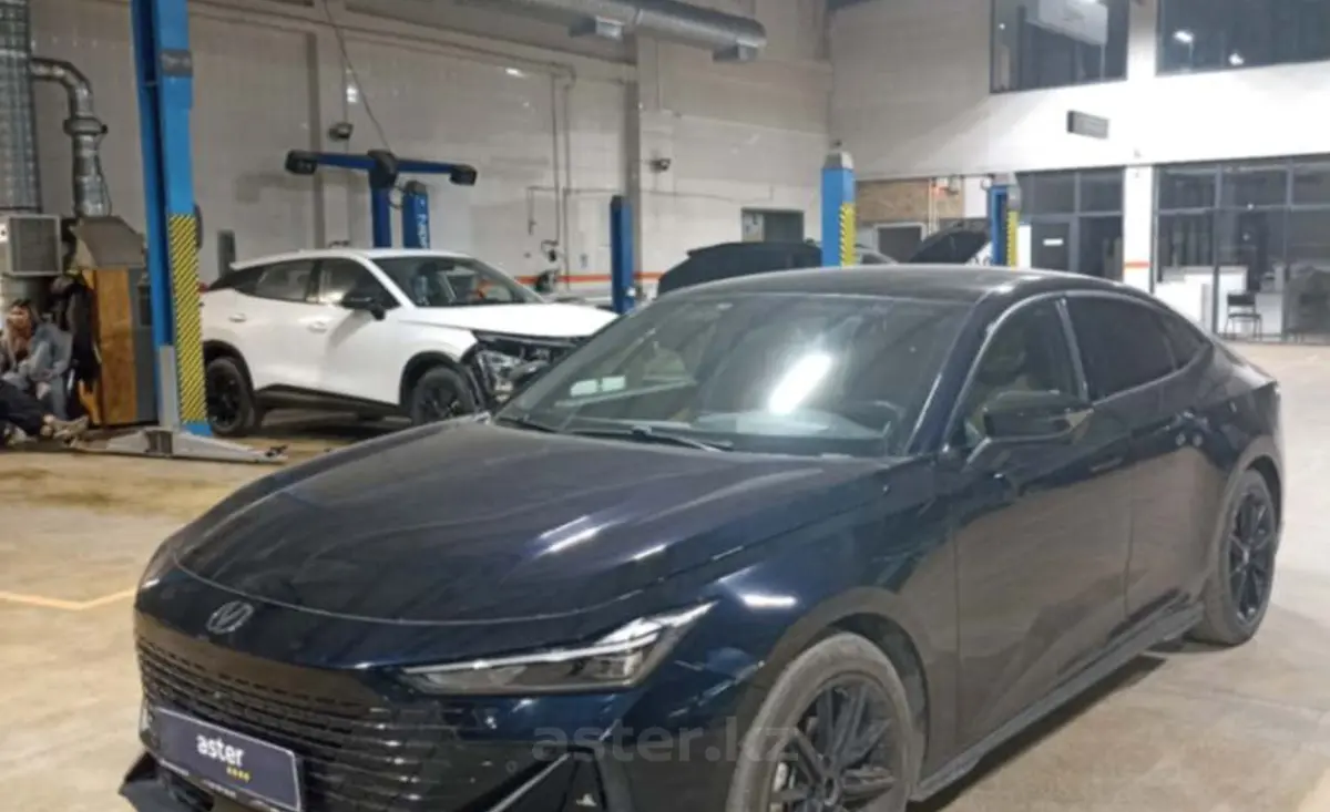 Changan UNI-V 2023 года за 11 500 000 тг. в Караганда