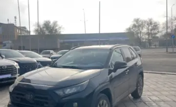 Toyota RAV4 2021 года за 16 000 000 тг. в Уральск фото 1