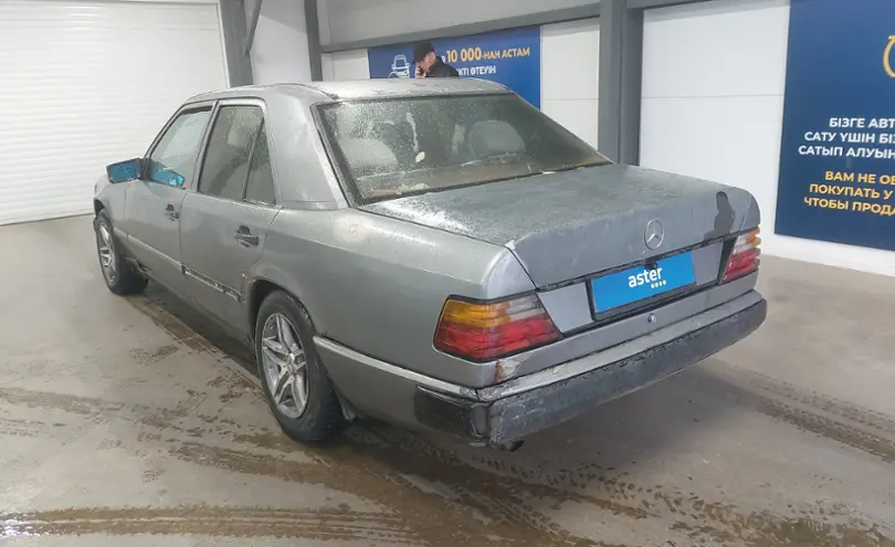 Mercedes-Benz W124 1987 года за 1 200 000 тг. в Астана фото 4