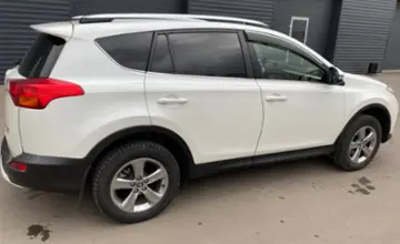Toyota RAV4 2015 года за 9 800 000 тг. в Петропавловск фото 4