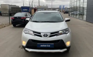 Toyota RAV4 2015 года за 9 800 000 тг. в Петропавловск фото 2