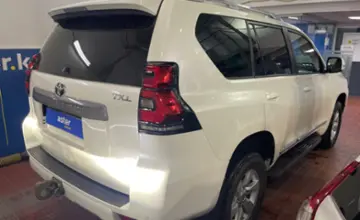Toyota Land Cruiser Prado 2022 года за 34 500 000 тг. в Астана
