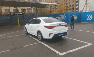 Kia Rio 2019 года за 7 600 000 тг. в Алматы фото 4