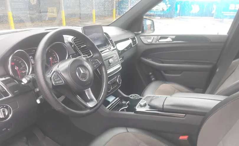 Mercedes-Benz GLS 2018 года за 26 000 000 тг. в Алматы фото 5
