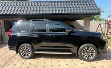 Toyota Land Cruiser Prado 2023 года за 40 500 000 тг. в Алматы фото 3