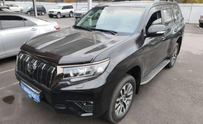 Toyota Land Cruiser Prado 2022 года за 36 500 000 тг. в Алматы
