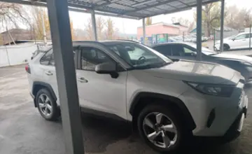 Toyota RAV4 2020 года за 16 300 000 тг. в Алматы фото 4